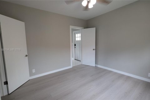 Casa en venta en Hollywood, Florida, 2 dormitorios, 82.13 m2 № 2000438 - foto 6