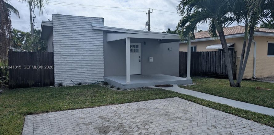 Casa en Hollywood, Florida 2 dormitorios, 82.13 m2 № 2000438