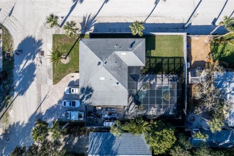 Villa ou maison à vendre à New Smyrna Beach, Floride: 2 chambres, 124.86 m2 № 2113740 - photo 20
