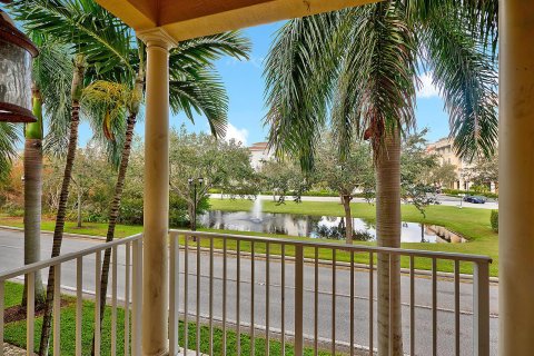Townhouse in Boynton Beach, Florida 3 bedrooms, 167.69 sq.m. № 2173259 - photo 10