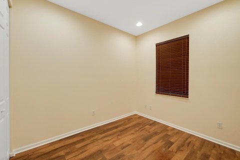 Townhouse in Boynton Beach, Florida 3 bedrooms, 167.69 sq.m. № 2173259 - photo 15