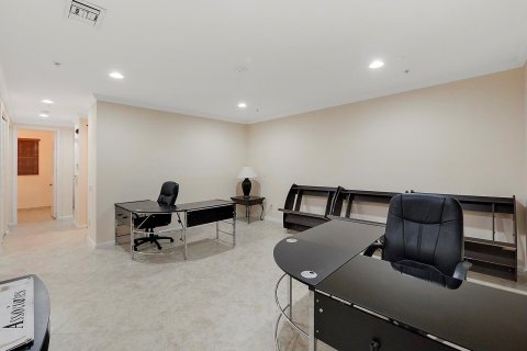 Townhouse in Boynton Beach, Florida 3 bedrooms, 167.69 sq.m. № 2173259 - photo 6