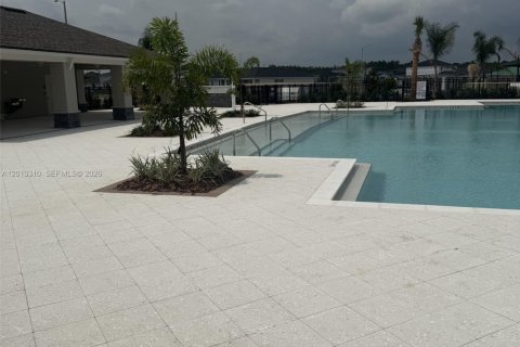 Casa en alquiler en Davenport, Florida, 6 dormitorios, 228.82 m2 № 2076071 - foto 27