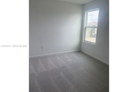 Casa en alquiler en Davenport, Florida, 6 dormitorios, 228.82 m2 № 2076071 - foto 22