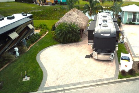 Terreno en venta en Polk City, Florida № 2218159 - foto 3