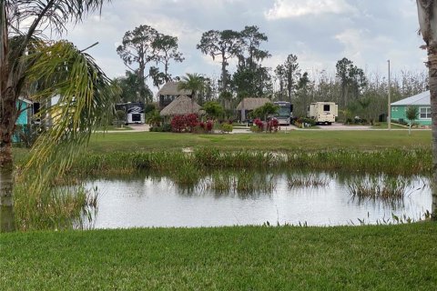 Terreno en venta en Polk City, Florida № 2218159 - foto 22