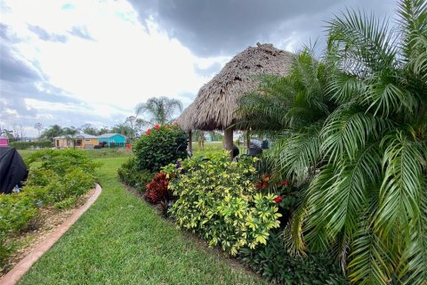 Terreno en venta en Polk City, Florida № 2218159 - foto 13