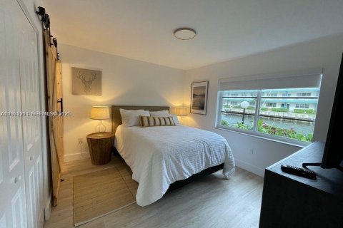 Apartment in North Miami Beach, Florida 2 bedrooms, 90.12 sq.m. № 1990799 - photo 12