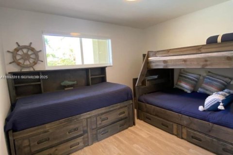 Apartment in North Miami Beach, Florida 2 bedrooms, 90.12 sq.m. № 1990799 - photo 9