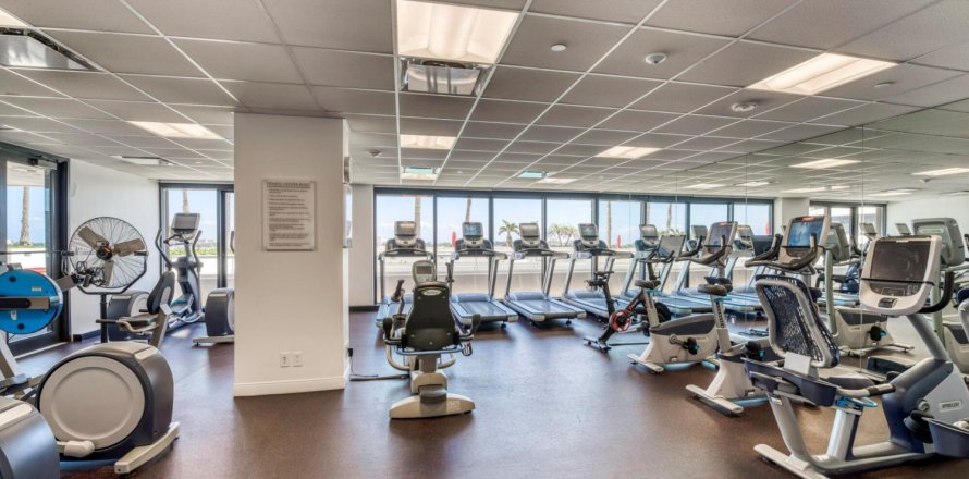 Condominio en West Palm Beach, Florida, 2 dormitorios  № 1031474