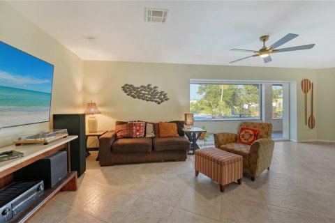 Villa ou maison à vendre à Sarasota, Floride: 4 chambres, 259.2 m2 № 2098533 - photo 11