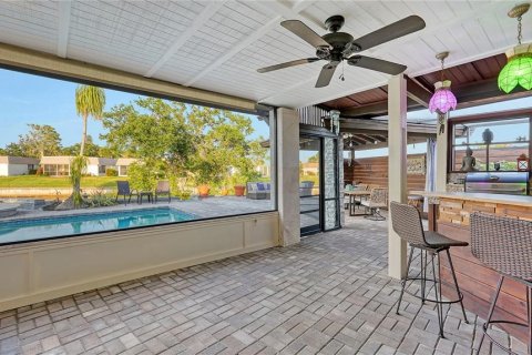 Villa ou maison à vendre à Sarasota, Floride: 4 chambres, 259.2 m2 № 2098533 - photo 15