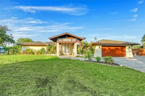 Villa ou maison à vendre à Sarasota, Floride: 4 chambres, 259.2 m2 № 2098533 - photo 4