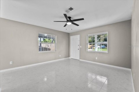 House in Bartow, Florida 3 bedrooms, 93.83 sq.m. № 1869239 - photo 10