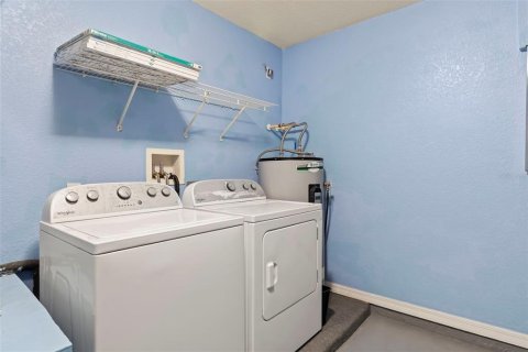 Купить коммерческую недвижимость в Энглвуд, Флорида 4 спальни, 184.69м2, № 1190236 - фото 11