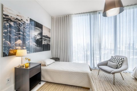 Condo in Sunny Isles Beach, Florida, 4 bedrooms  № 1864528 - photo 13