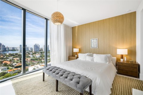 Condo in Sunny Isles Beach, Florida, 4 bedrooms  № 1864528 - photo 16