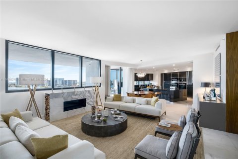 Condo in Sunny Isles Beach, Florida, 4 bedrooms  № 1864528 - photo 23