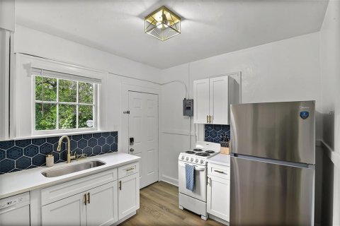 Immobilier commercial à vendre à Orlando, Floride: 3 chambres, 205.31 m2 № 1910647 - photo 25