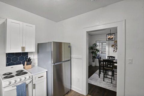 Immobilier commercial à vendre à Orlando, Floride: 3 chambres, 205.31 m2 № 1910647 - photo 26