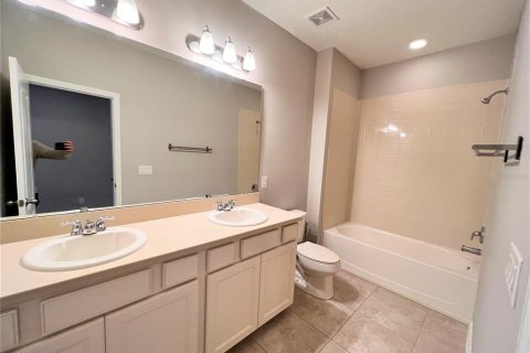 Touwnhouse à louer à Apopka, Floride: 3 chambres, 152.73 m2 № 2096410 - photo 15