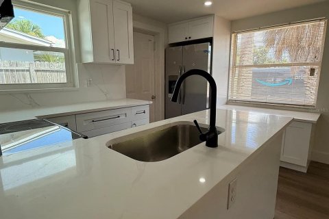 Appartement à louer à Dunedin, Floride: 2 chambres, 65.03 m2 № 2413408 - photo 6