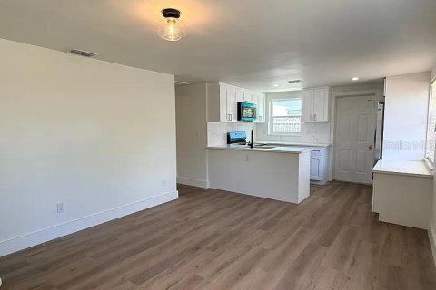 Appartement à louer à Dunedin, Floride: 2 chambres, 65.03 m2 № 2413408 - photo 5