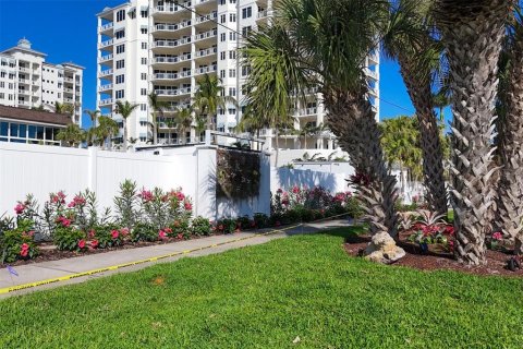 Condo in Sarasota, Florida, 2 bedrooms  № 1570580 - photo 18