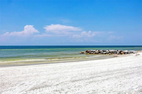 Condo in Sarasota, Florida, 2 bedrooms  № 1570580 - photo 7