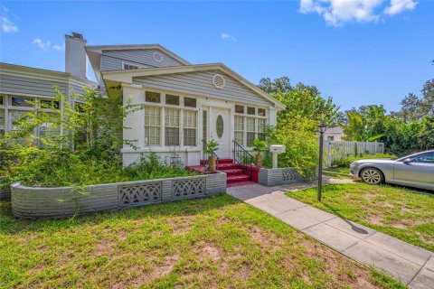 Casa en Saint Petersburg, Florida 5 dormitorios, 289.11 m2 № 2375691