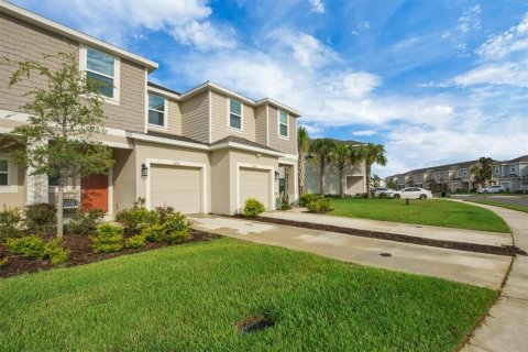Adosado en venta en Kissimmee, Florida, 3 dormitorios, 130.71 m2 № 2210098 - foto 5