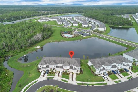 Adosado en venta en Kissimmee, Florida, 3 dormitorios, 130.71 m2 № 2210098 - foto 3