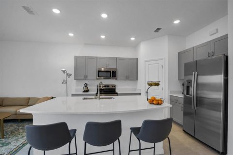 Adosado en venta en Kissimmee, Florida, 3 dormitorios, 130.71 m2 № 2210098 - foto 13
