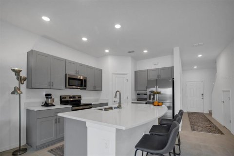 Adosado en venta en Kissimmee, Florida, 3 dormitorios, 130.71 m2 № 2210098 - foto 15