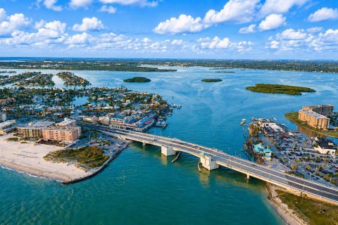 Appartement à Madeira Beach, Floride 1 chambre, 58.06 m2 № 2141650