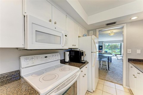 Condominio en venta en Sarasota, Florida, 2 dormitorios, 88.26 m2 № 1578514 - foto 24