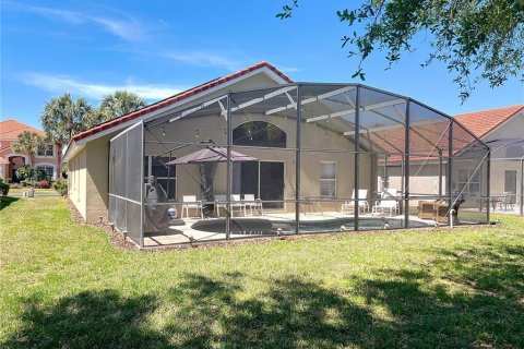 House in Davenport, Florida 4 bedrooms, 180.23 sq.m. № 1613748 - photo 4