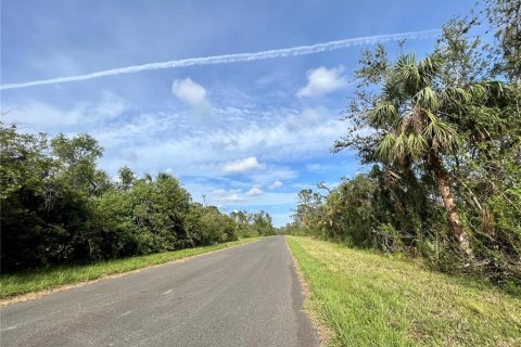 Terreno en venta en Port Charlotte, Florida № 2164825 - foto 5