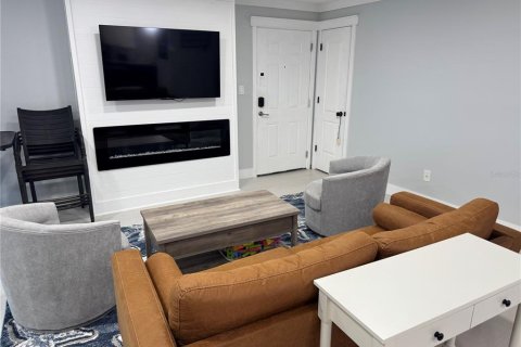 Condo in Saint Petersburg, Florida, 2 bedrooms  № 1823050 - photo 15
