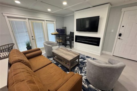 Condo in Saint Petersburg, Florida, 2 bedrooms  № 1823050 - photo 18