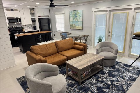 Condo in Saint Petersburg, Florida, 2 bedrooms  № 1823050 - photo 29