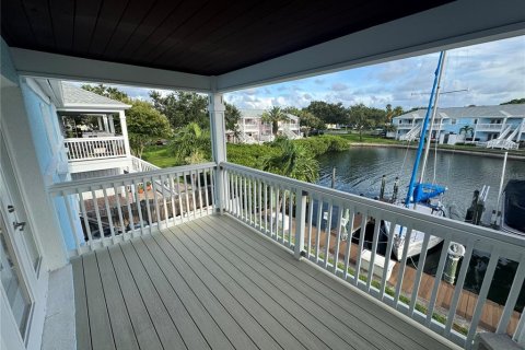 Condo in Saint Petersburg, Florida, 2 bedrooms  № 1823050 - photo 5
