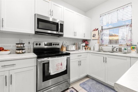 Touwnhouse à vendre à Homestead, Floride: 3 chambres, 137.77 m2 № 2084376 - photo 7
