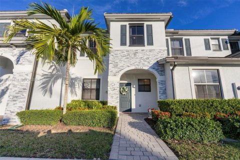 Touwnhouse à Homestead, Floride 3 chambres, 137.77 m2 № 2084376