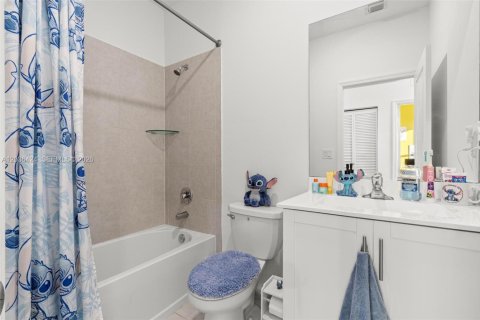 Touwnhouse à vendre à Homestead, Floride: 3 chambres, 137.77 m2 № 2084376 - photo 14