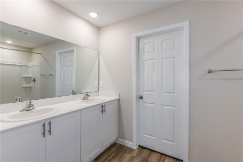 Touwnhouse à vendre à Haines City, Floride: 4 chambres, 173.36 m2 № 1801632 - photo 9