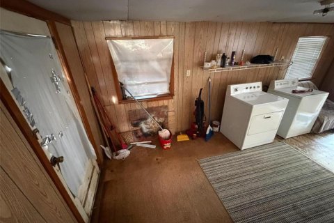 House in Tampa, Florida 3 bedrooms, 95.78 sq.m. № 2393685 - photo 14