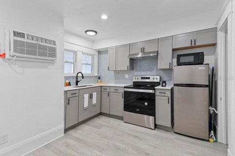 Villa ou maison à louer à Orlando, Floride: 1 chambre, 37.57 m2 № 1220383 - photo 7