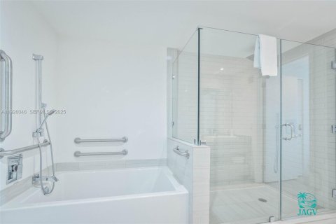 Condominio en venta en Hollywood, Florida, 2 dormitorios, 96.99 m2 № 1984335 - foto 30