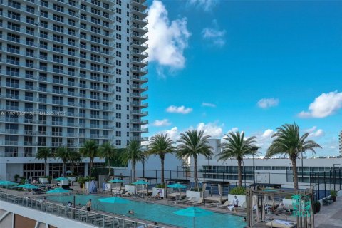 Condominio en venta en Hollywood, Florida, 2 dormitorios, 96.99 m2 № 1984335 - foto 21